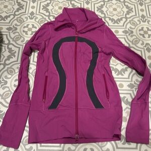 Lululemon zip up size 4